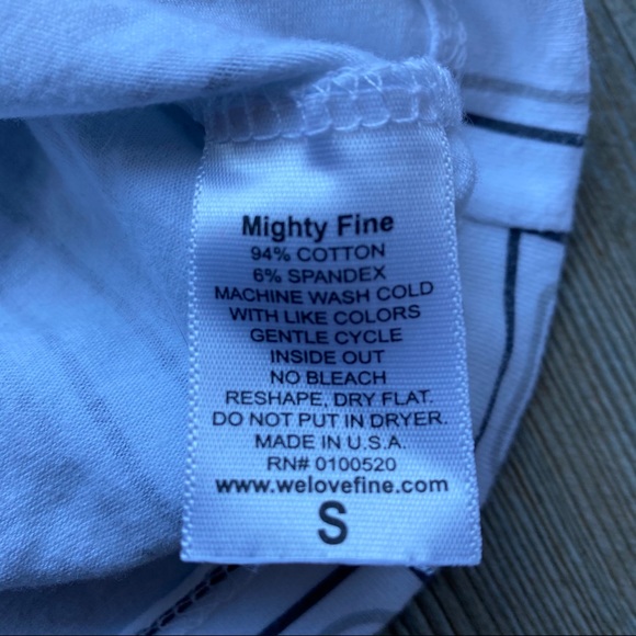 Star Wars | Long Sleeve Crop Top - Picture 3 of 5